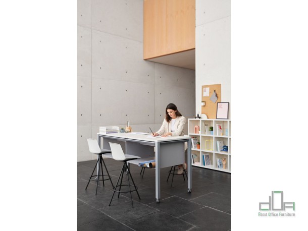 Birou operational VITAL #AboutOfficeFurniture