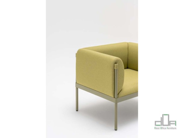 Fotoliu STILT #AboutOfficeFurniture
