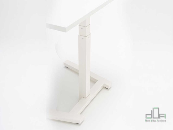 Birou operational reglabil pe inaltime OGI ONE #AboutOfficeFurniture