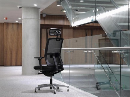 Scaun ergonomic operational STAY #AboutOfficeFurniture