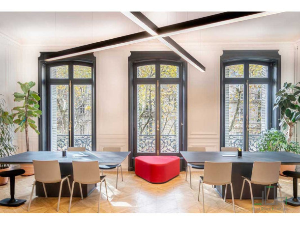 Masă meeting GRAVITY #AboutOfficeFurniture