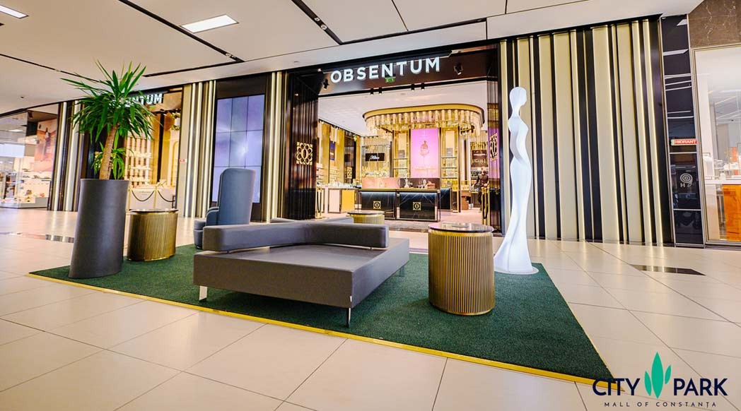 Amenajare zona relaxare in fata magazinului Obsentum din City Park Constanta